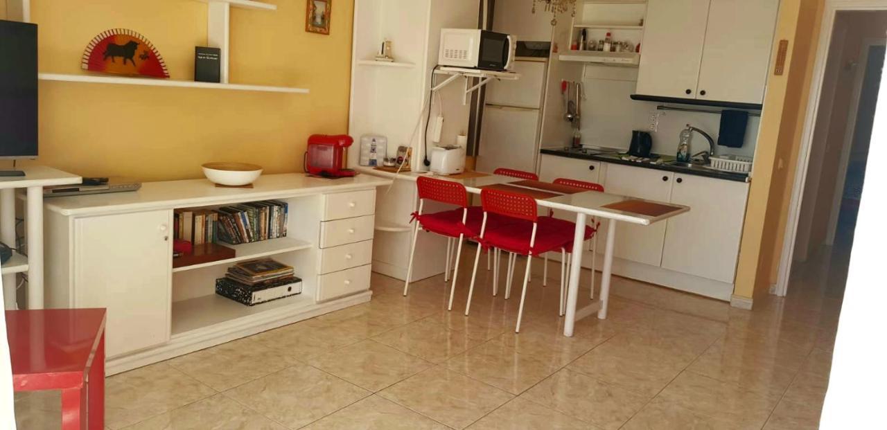 Sunny Self-Catering Apartment Costa Teguise, Lanzarote, Spain المظهر الخارجي الصورة