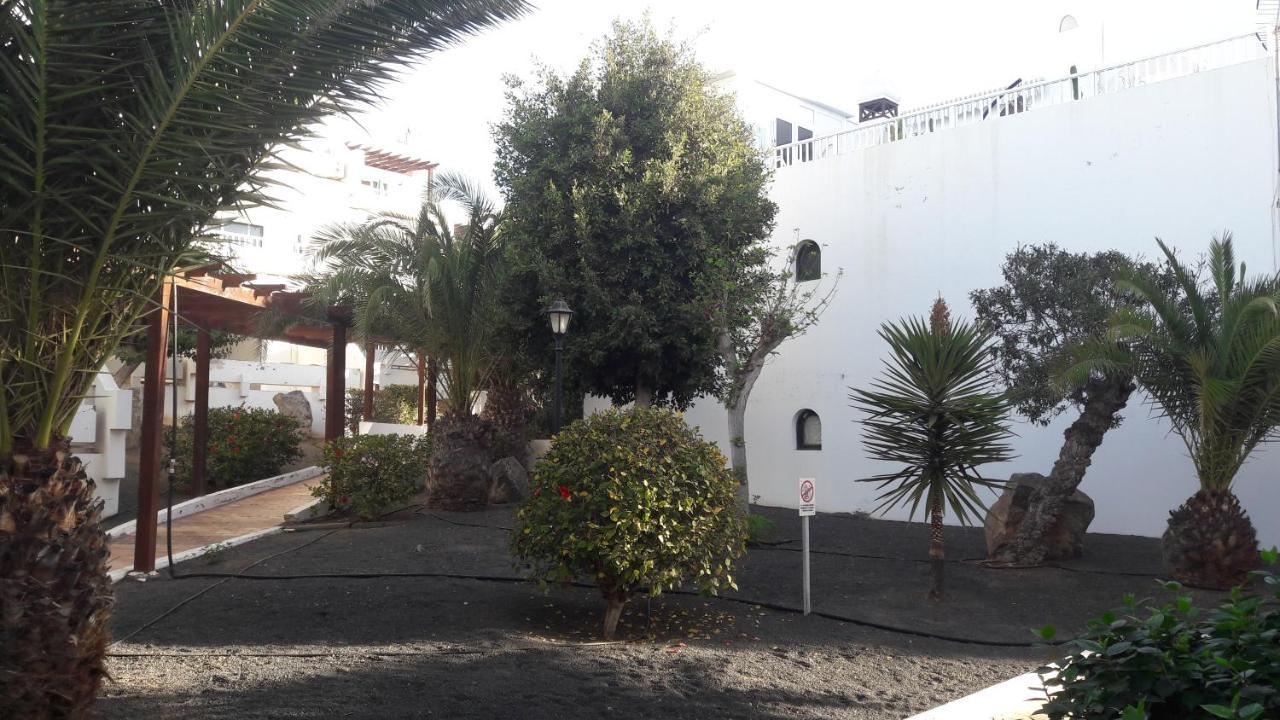 Sunny Self-Catering Apartment Costa Teguise, Lanzarote, Spain المظهر الخارجي الصورة
