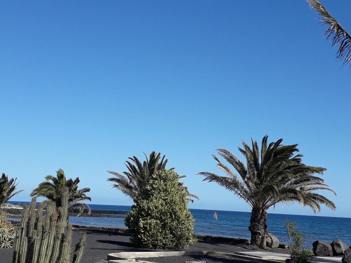Sunny Self-Catering Apartment Costa Teguise, Lanzarote, Spain المظهر الخارجي الصورة