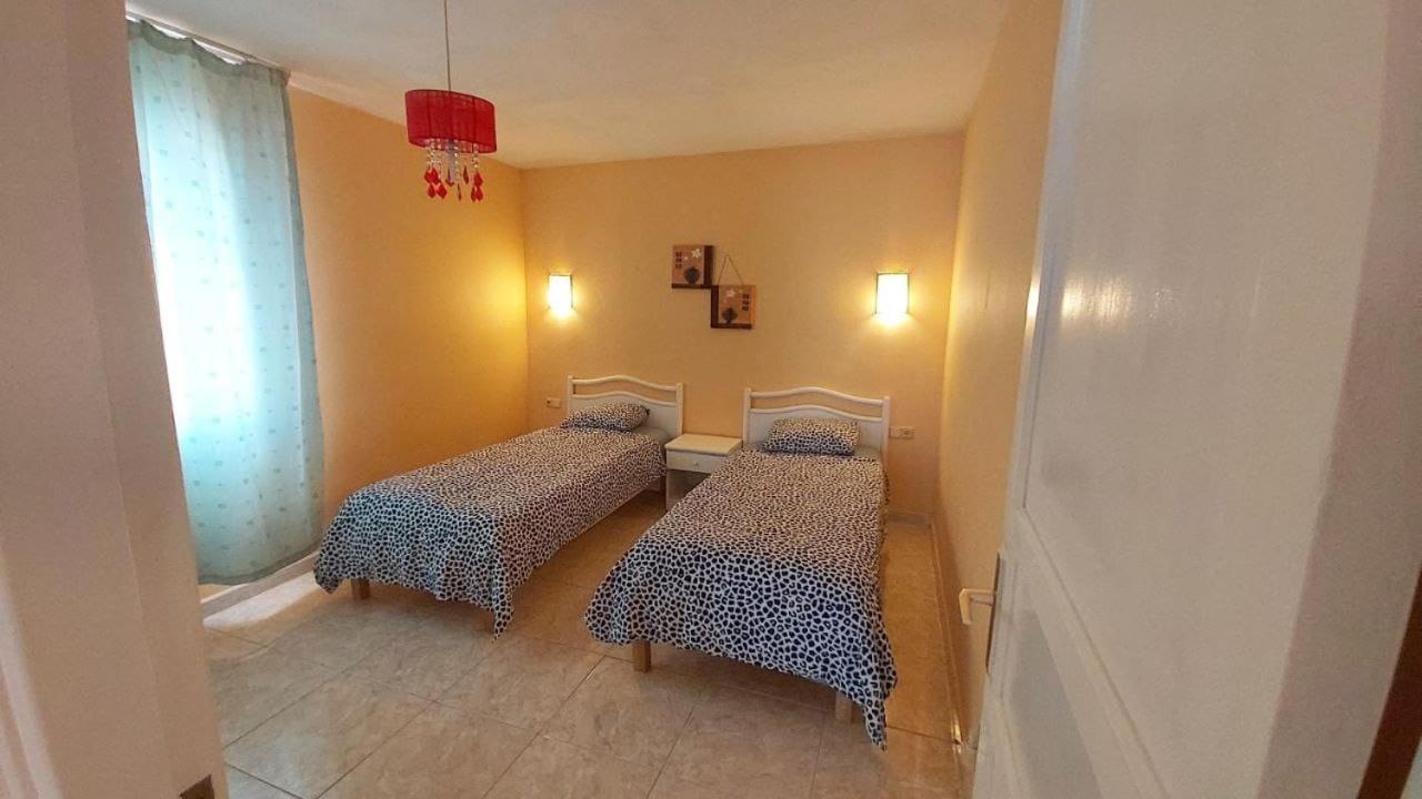 Sunny Self-Catering Apartment Costa Teguise, Lanzarote, Spain المظهر الخارجي الصورة